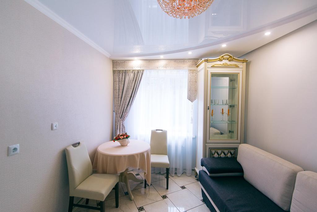 Vip Apartmen Sumy Exterior foto